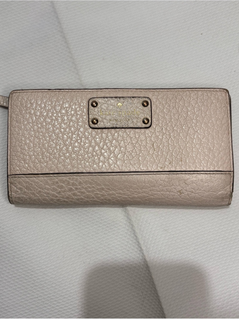 kate spade Pebbled Leather Zip Wallet in Blush